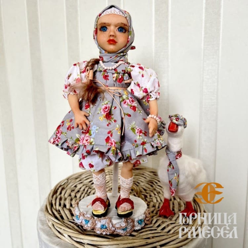 Авторская, интерьерная  кукла ручной работы Маруся и гусь фото-3