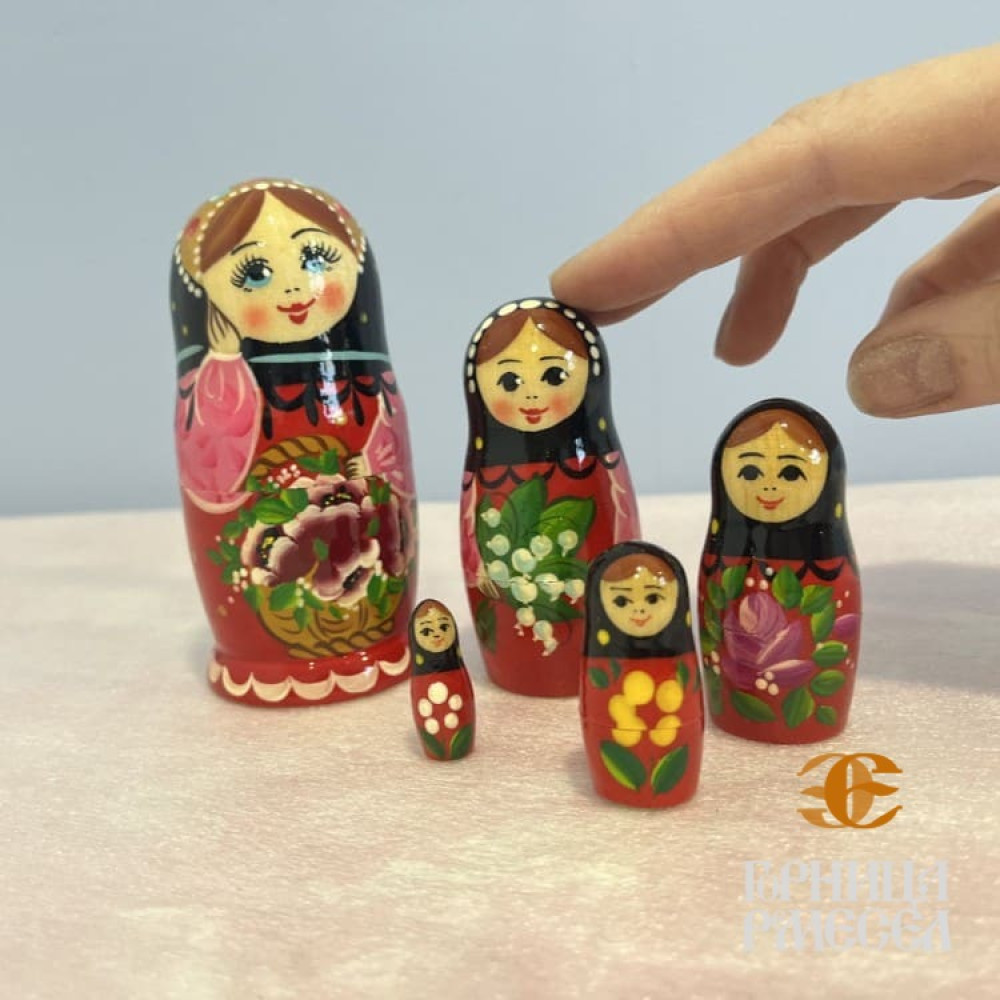 Матрешка "Россияночка" 5 кукольная - фото1 Матрешка "Россияночка" 5 кукольная - фото1