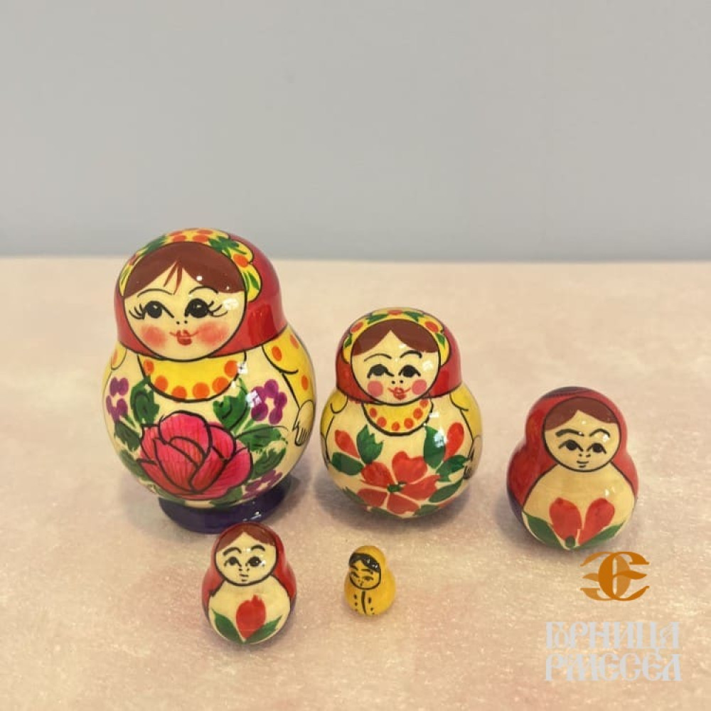 Матрешка "Катюша" 5 куколок - фото1 Матрешка "Катюша" 5 куколок - фото1