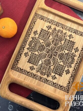 Деревянный поднос «Белорусский орнамент» квадратный