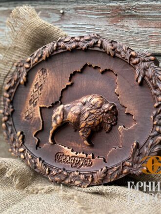 Панно деревянное «Зубр», овал, вид 0,2, дуб, 240х295х30 мм