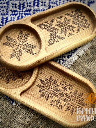 Деревянный поднос «Белорусский орнамент» для чашки M