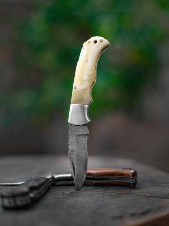 Ножи, кортики, топоры. кованные изделия