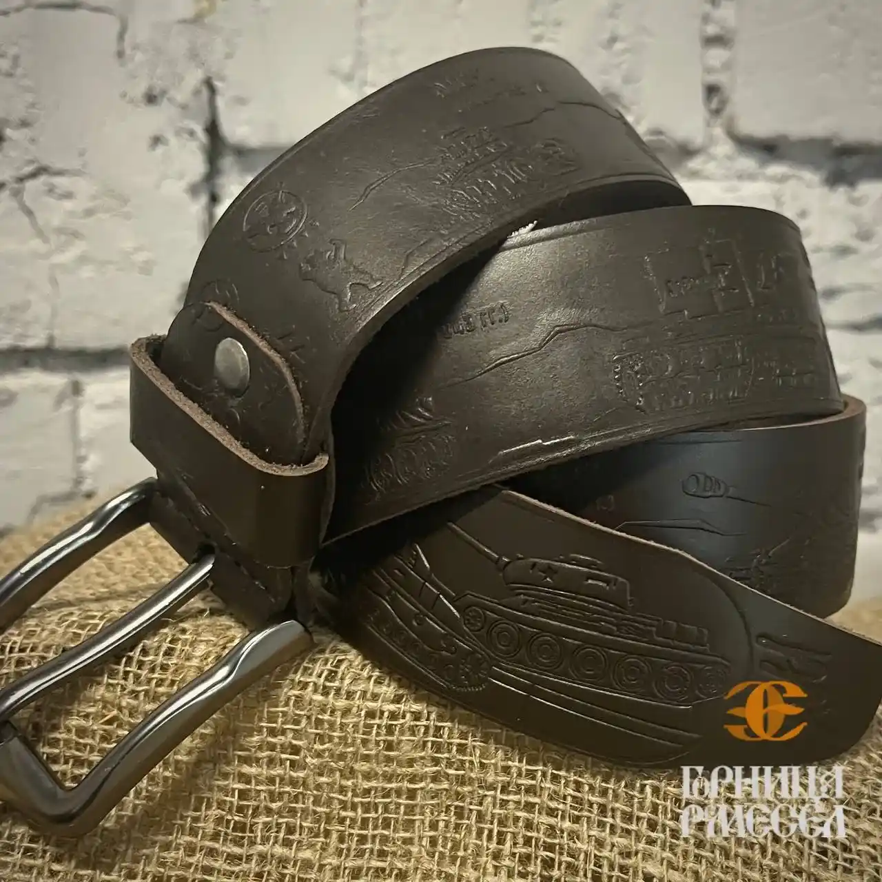 Ремень мужской натуральная кожа «Танки 2-й мировой» (коричневый) — изображение 4