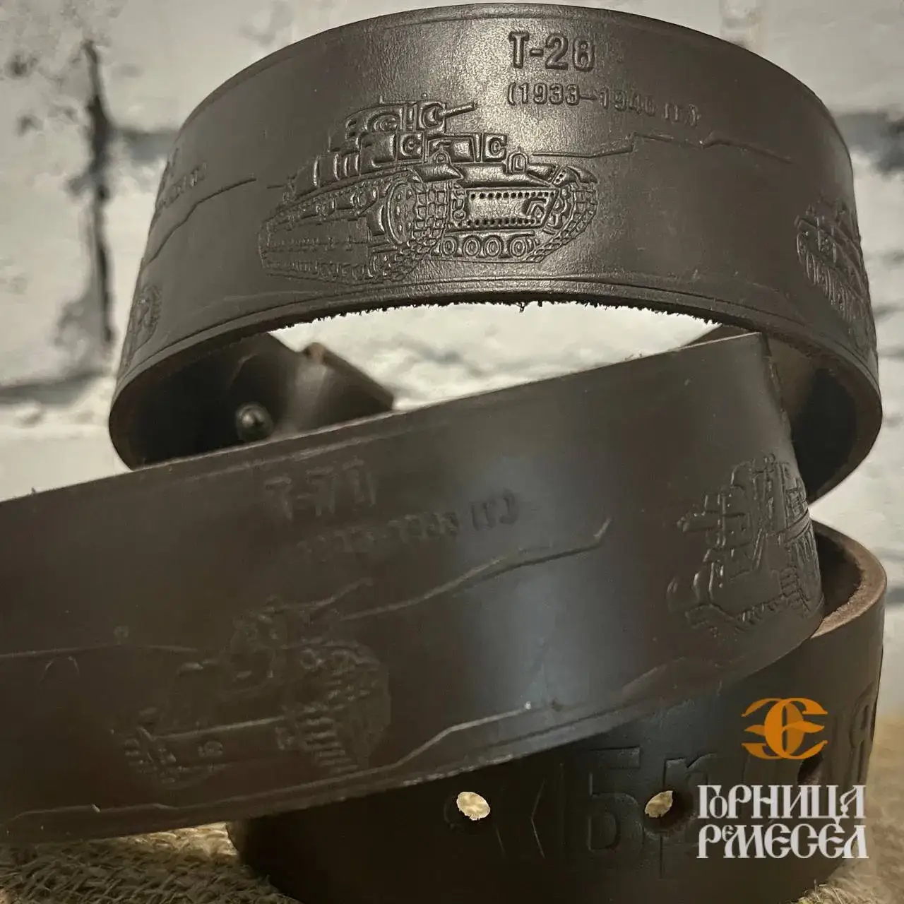 Ремень мужской натуральная кожа «Танки 2-й мировой» (коричневый) — изображение 3